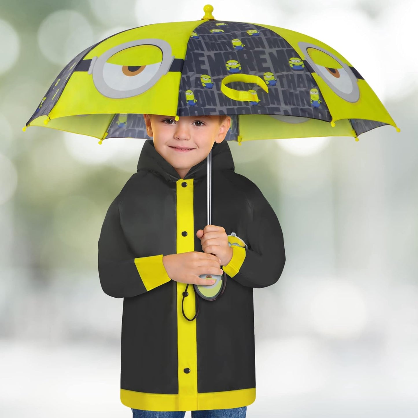 Kids Umbrella and Poncho Raincoat Set, Minions Rain Wear for Boys Ages 4-7